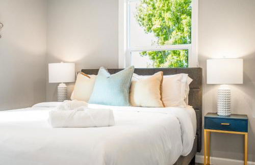 4BR Lux Los Gatos Home: Style & Comfy - Foto 6