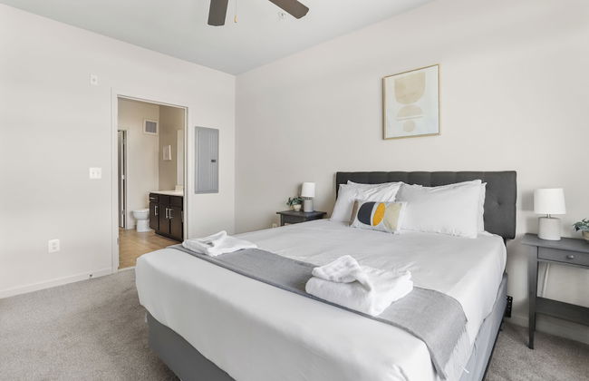 DC Charm in Crystal Apartments - Foto 22