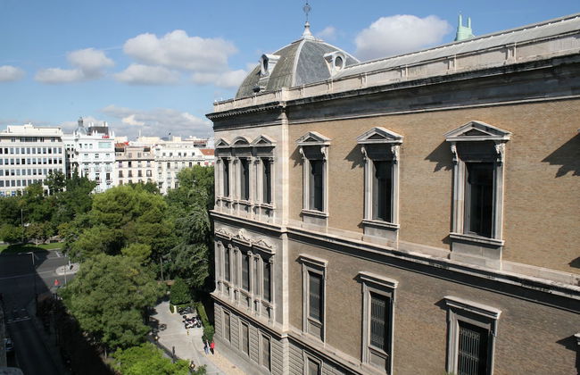 Apartamentos Recoletos - Photo 55