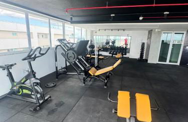 Ap próx ao shopping com garagem, piscina e ar - Foto 42