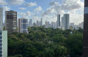 Flat na Jaqueira - Excelente Localização na Zona Norte do Recife - Confortável e Super Completo - Foto 26