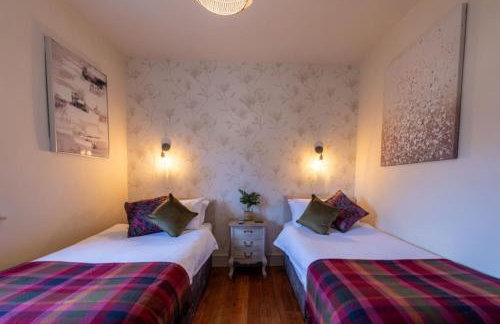 Little Apple Cottage- Free Parking, Hot tub, Fire, Town Centre - Photo 29