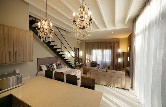 Heritage Square Apartments - Photo 7