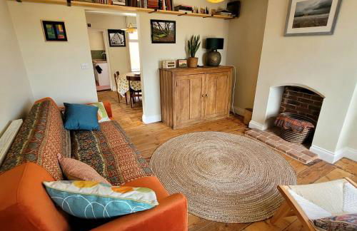 Pea Cottage - Photo 1