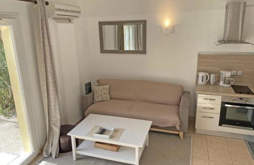 pleasant gîte, with collective heated swimming pool, in the heart of the alpilles in mouriès, 4/6 people. - Foto 10