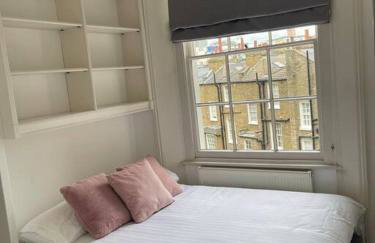 Stunning Grand 2 bed, 2 bath apartment, - Foto 9