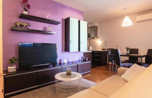 Flexible SelfCheckIns 29 - Zagreb - 1 Bedrooom - Loggia - New - Foto 1