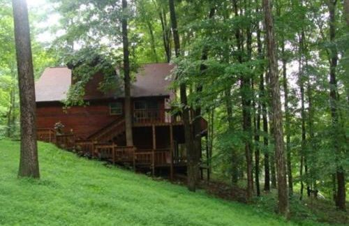 Wooded & Fabulous Brown County Cabin with Hot Tub Near Nashville, IN - Foto 18