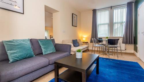 Two Bed Apartment RYTON With Free Parking - Foto 3