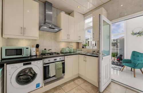 Bright and Cosy 3-bedroom Home near Manchester - Free parking - Sleeps 6 - Foto 27