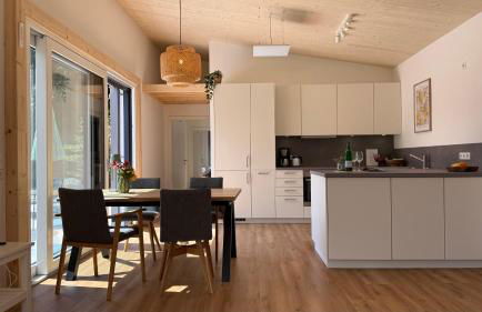 Helles Ferienhaus mit 2 Terrassen - Foto 10