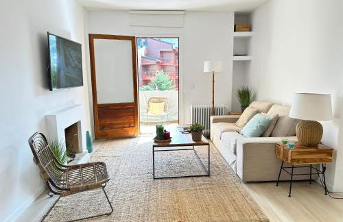 Apartamento Socotor, céntrico, vistas , garaje y Wifi - Foto 1