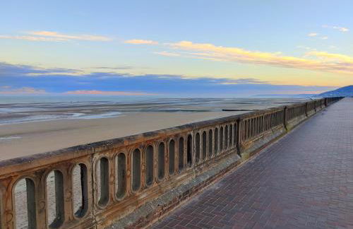 Grand appartement 3 pièces, terrasse au sud et mer à 80m - Photo 35