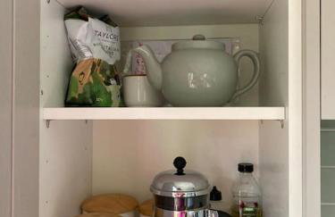 Riverside Cottage with balcony and fishing jetty - Foto 27