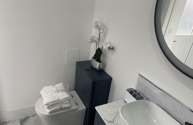 Modern-luxury 1bedroom-ensuitebathroom-garden-wifi - Foto 5