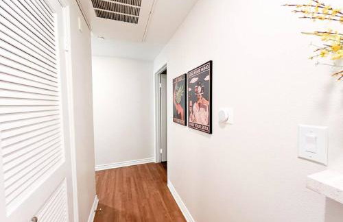 Cozy Apartment in Heart of Encino 104 - Foto 27