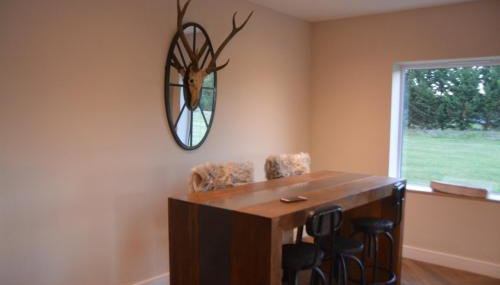 The Bunkhouse - 2 bedroom home with parking - Foto 5