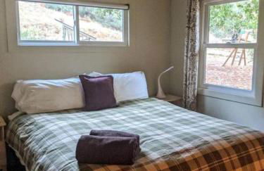 Rustic Cottage Rental with a Hot Tub Perfect for Luxury Camping in Santa Margarita - Foto 18