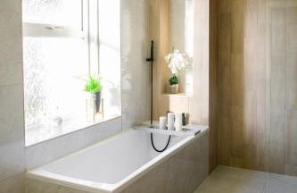 Luxurious Retreat in Buxton - Photo 19