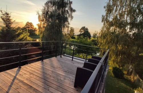 The hills at river - Foto 24