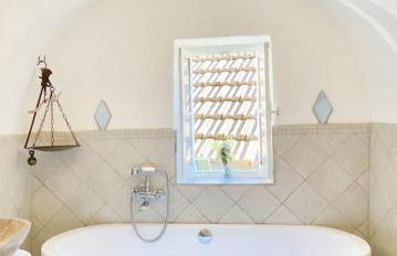 Casa Celestine in Via Orsini Isolabona Liguria Italy Sleeps 5 - Foto 10