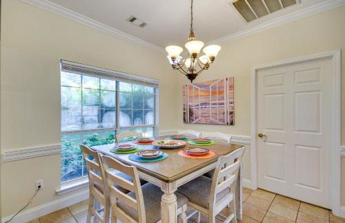Charming Diamondhead Home with Private Yard! - Foto 9