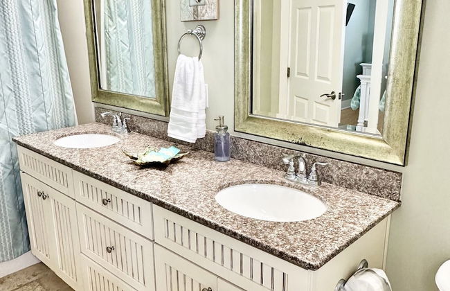 Sea View Play 3 Bedroom Home by RedAwning - Photo 27