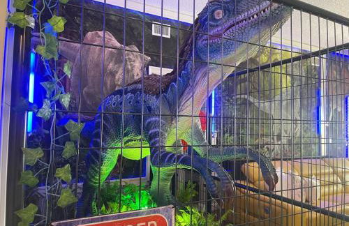 1st Animatronic Dinosaur Villa - Photo 36