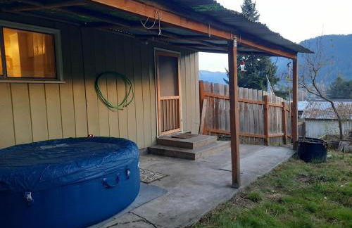 Mountain Peak Views from Hot Tub in Uptown 2 Bdr - Foto 11