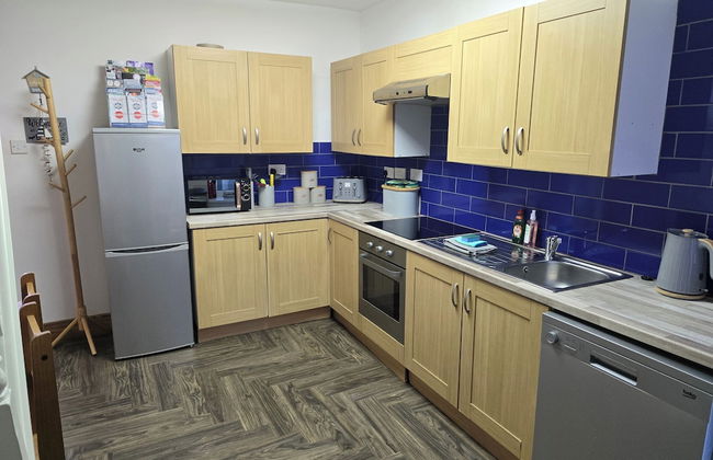 Eden Rose Cottage in Morecambe hot tub - Foto 11