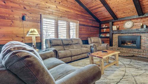 Woodburn Group Getaway Endless On-Site Fun! - Foto 5