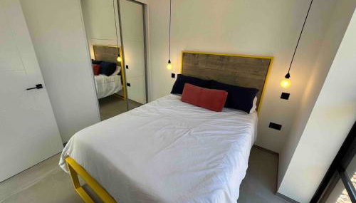 Modern design, parking, central of Christchurch - Foto 5, wardrobe