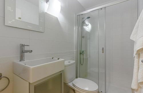 Villa Eleonora, Luxury Villa with Heated Pool Ocean View in Adeje, Tenerife - Foto 69