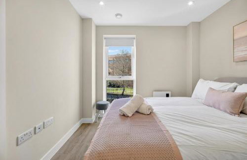 Stunning 2BR Apartment Cardiff Bay with Balcony - Foto 16