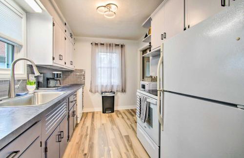 Pet-Friendly Uptown Normal Home Steps to ISU - Foto 9