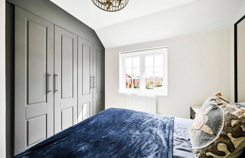 Premium 3 Bed Residence w Garden and Parking - Foto 11