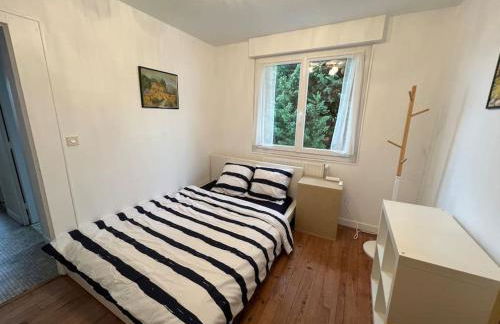 Maison indépendante avec 6 chambres proche du tram A - Foto 33