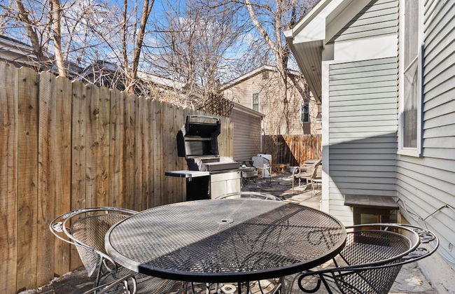 City Park Charm - Vintage Home w/ Modern Comforts - Foto 34