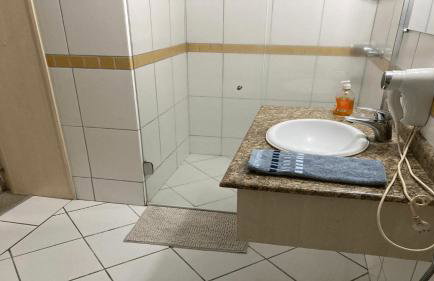 Saint Sebastian Flat 614 - Com Hidro! até 3 pessoas, Duplex, no centro - Foto 24