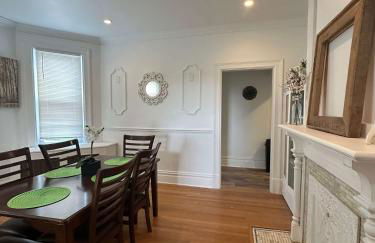 Stunning 3BR-Private Entrance-Renovated-Near City - Foto 12