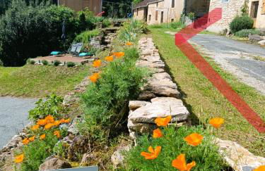 Chez Pierrot Gîte 4 pers Vue vallée Parking privé Calme - Foto 17