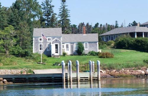 Beautiful Private Retreat with Private Beaches and Boat on McGee Island, Maine - Photo 13