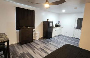 #1 NEW! Couples Getaway Self CheckIn Studio Apt - Photo 27