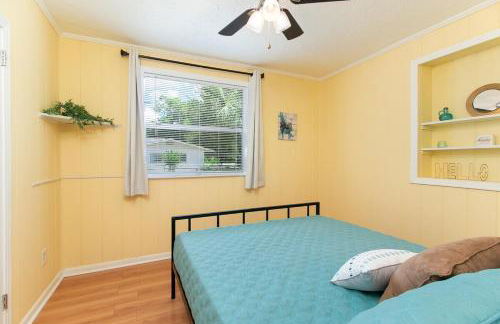 Farmhouse and Charming Place - Photo 18