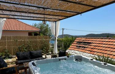 Rural home Basin dvor with jacuzzi - Photo 2