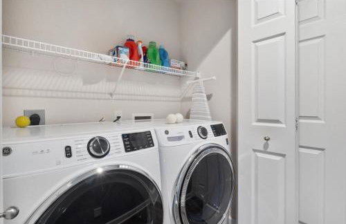 Modern Decor, Views, Grill, Workstation, Boat + 2 PWC Slips & Resort-Style Amenities - Foto 33