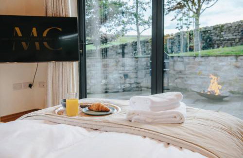 Peaceful Countryside Barn Conversion in the Yorkshire Dales by MCPI Hosting, Perfect for Couples, Small Families & Walkers - Photo 25