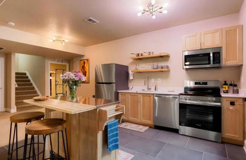 Denver Retreat Home with Stunning Lake, Mountain Views and Luxury Amenities - Foto 47