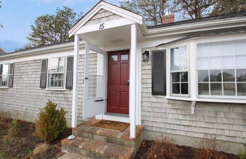 Cape Cod Cottage by Leavetown Vacations - Foto 29