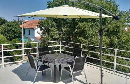 Pinezići apartman Niccole - Foto 18